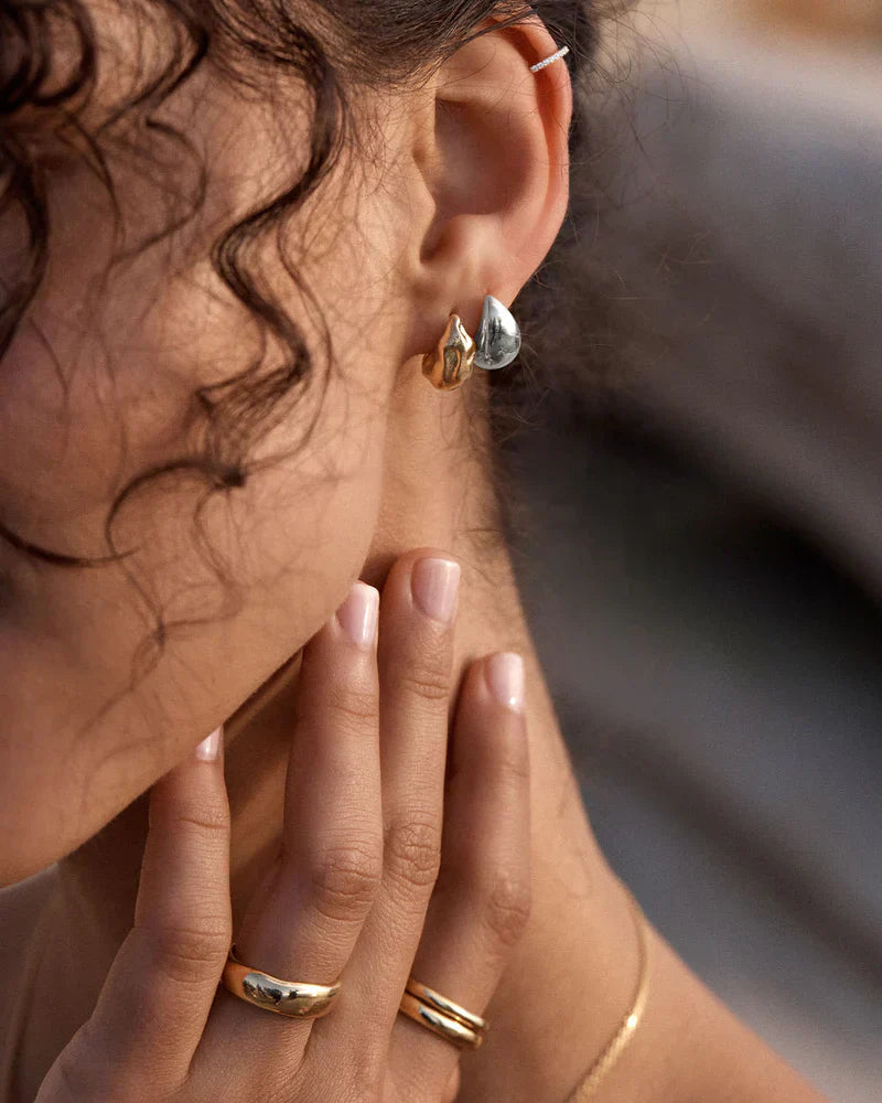 Mato Draper Øredobber | Hvitt Gull