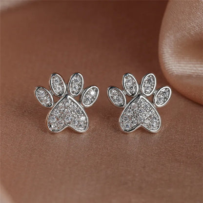 Celestial Paw Studs – Hjerteformet Eleganse
